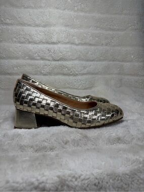 Gentle Souls By Kenneth Cole Lancine Leather Pump Women's  6.5